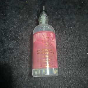 Bath & Body Works Aromatherapy Rose Magnolia Essential Oil Mist
